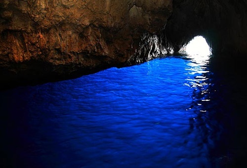 Photo:  Italy, Anacapri, Blue Grotto (Grotta Azzurra) 